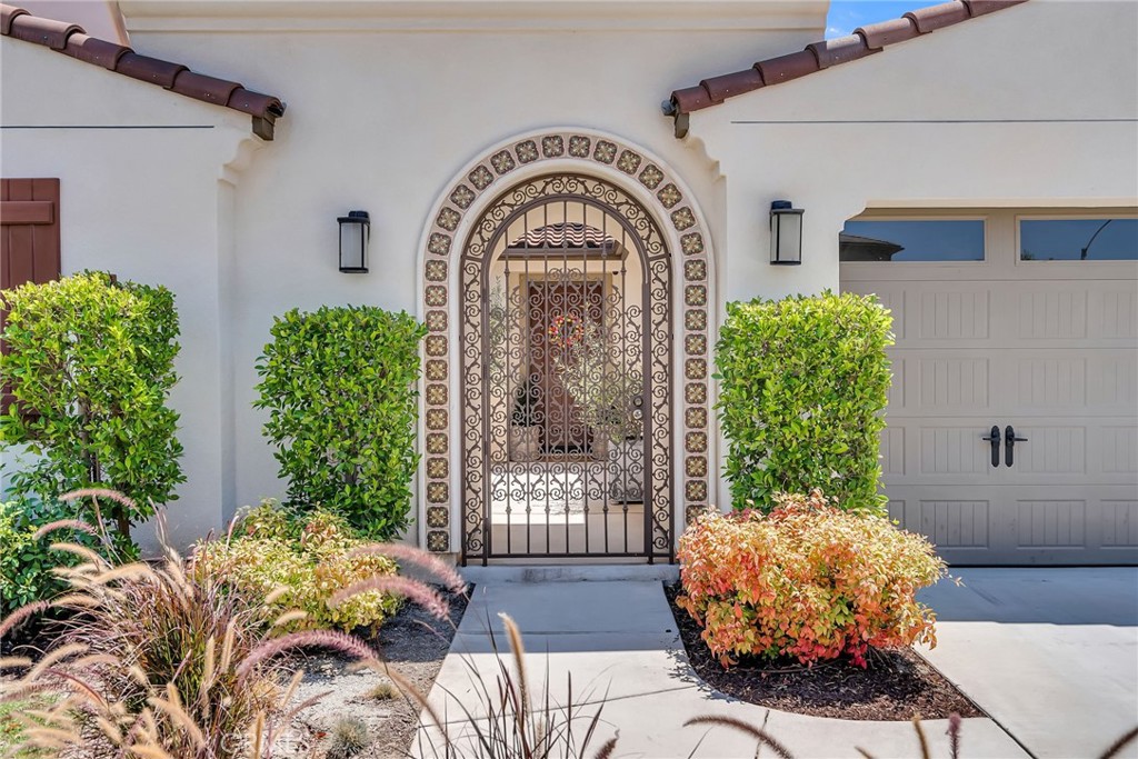 12237 Cortona Place Riverside, CA 92503 - Photo 6 of 60