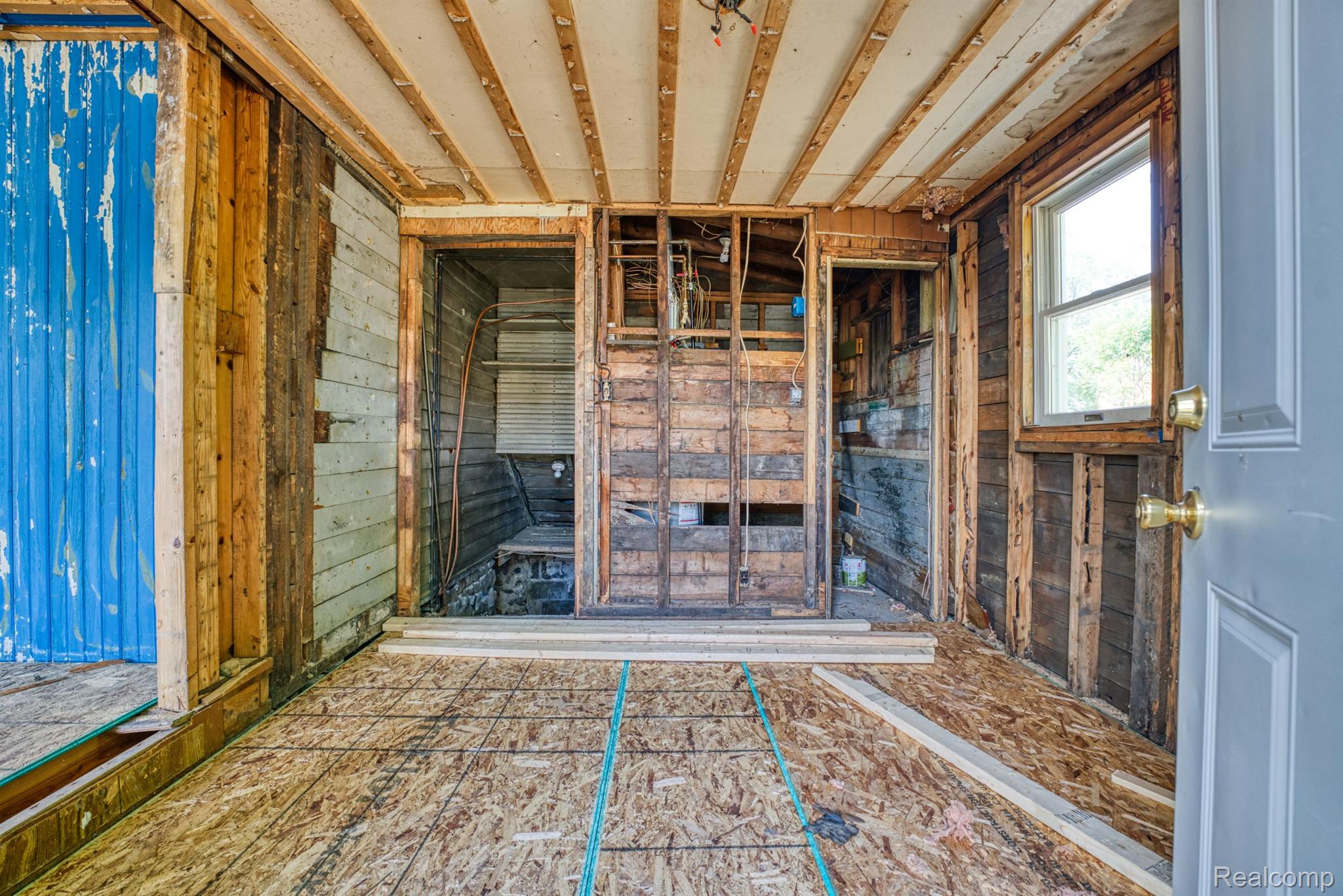 4505 Morrish Road Swartz Creek, MI 48473 - Photo 7 of 27 Gallery Image 7