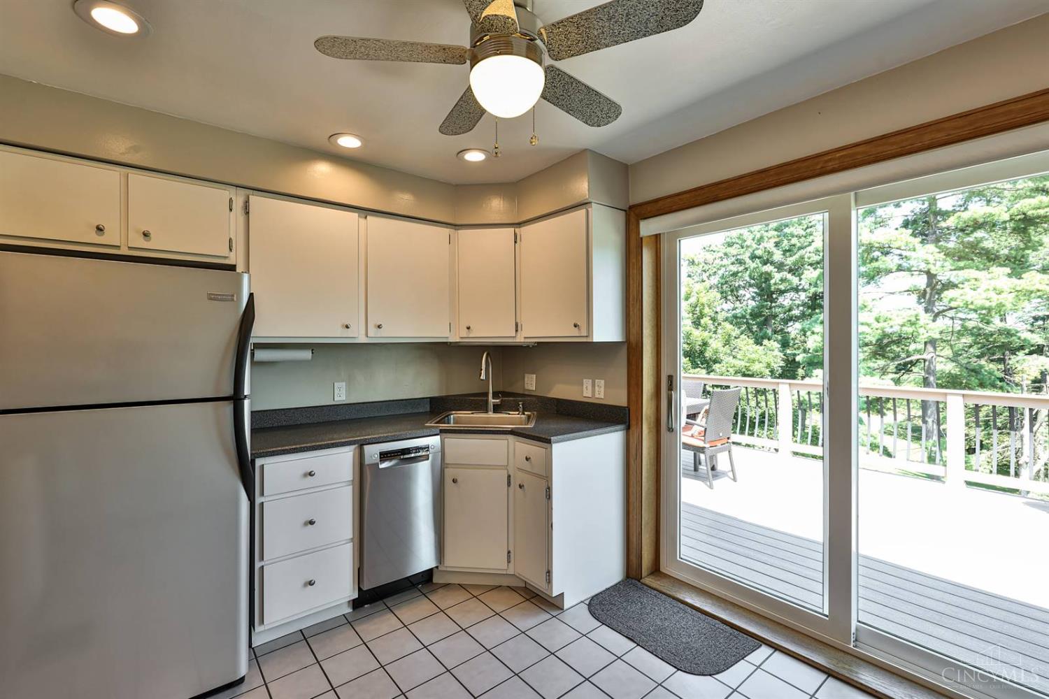 6080 Thompson Road Cincinnati, OH 45247 - Photo 17 of 56