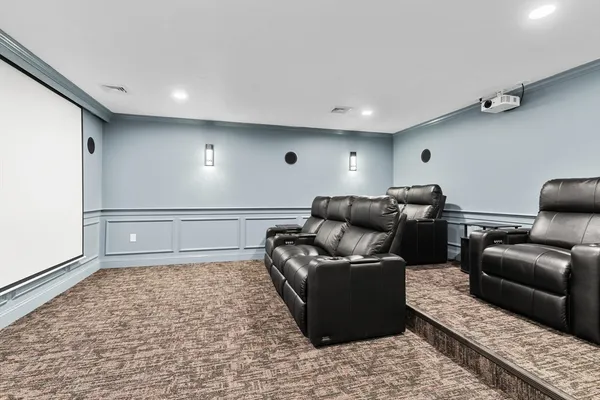 $3,100,000 | 18 Robinson Road, Lexington, MA 02420