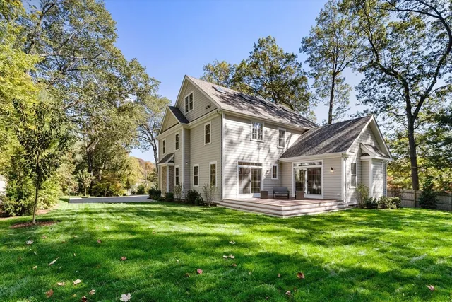 $3,250,000 | 18 Robinson Road, Lexington, MA 02420