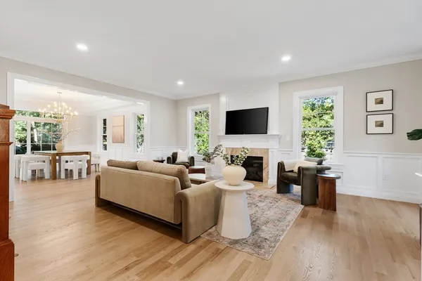 $3,100,000 | 18 Robinson Road, Lexington, MA 02420