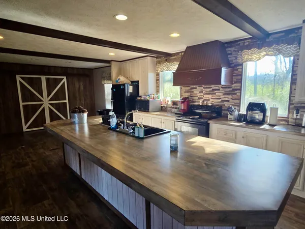 $166,000 | 4138 Old Hillsboro Road, Forest, MS 39074