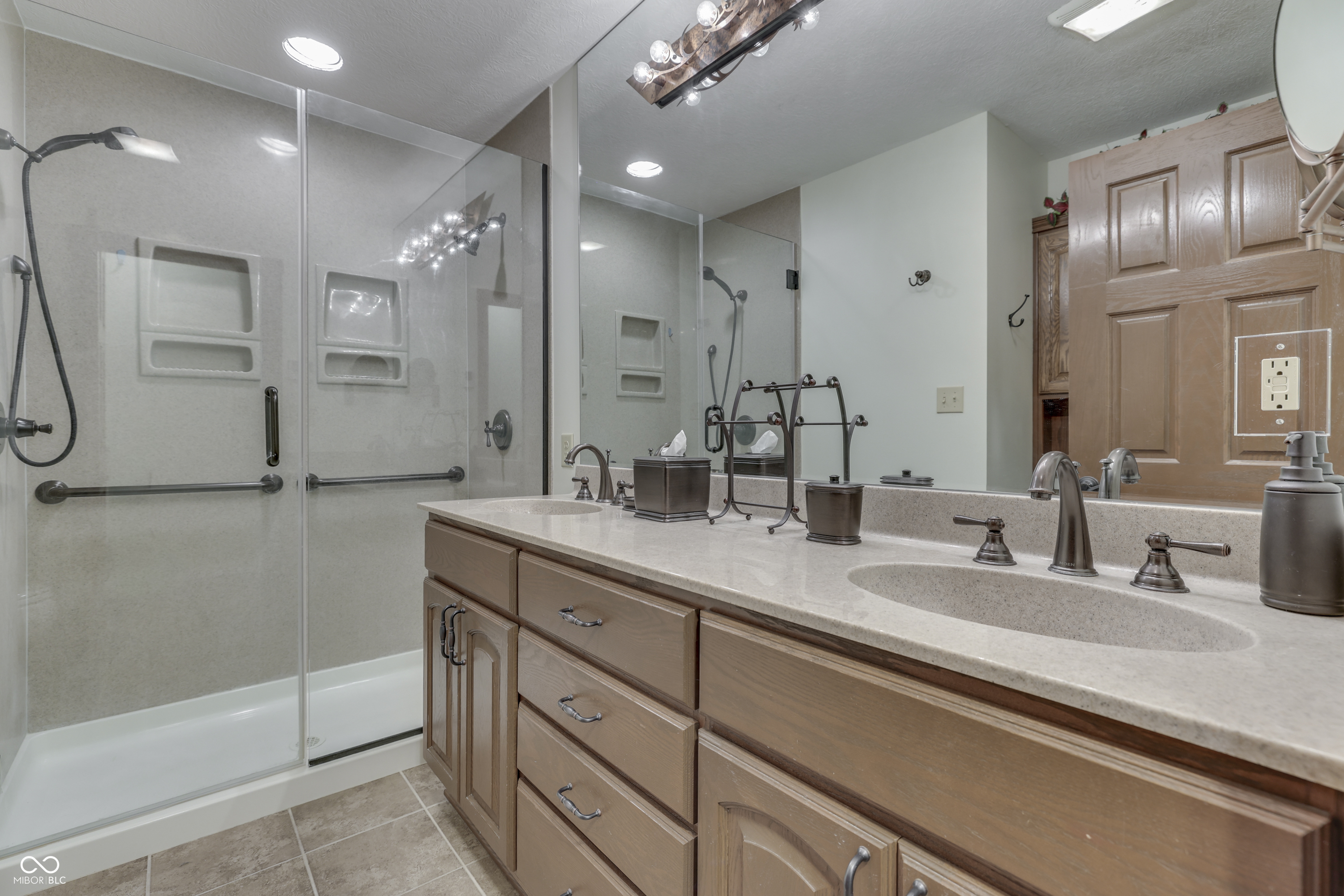 438 Griffin Road Indianapolis, IN 46227 - Photo 16 of 33