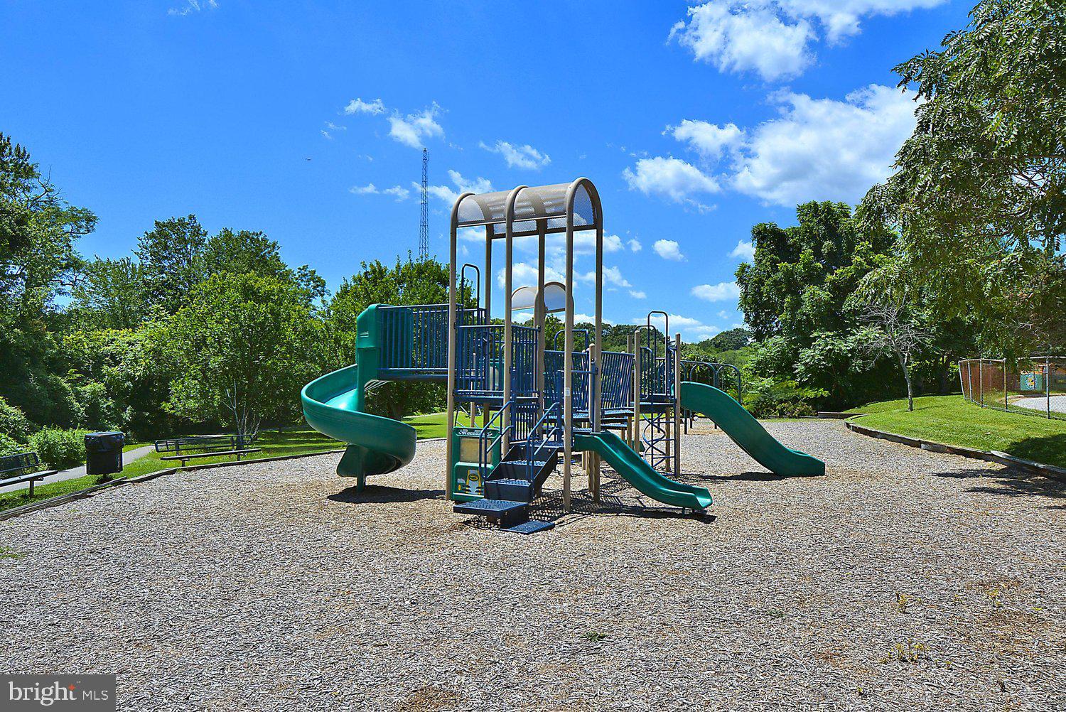 1518 Winchester Road Annapolis, MD 21409 - Photo 68 of 70 a park view with a sitting space and garden