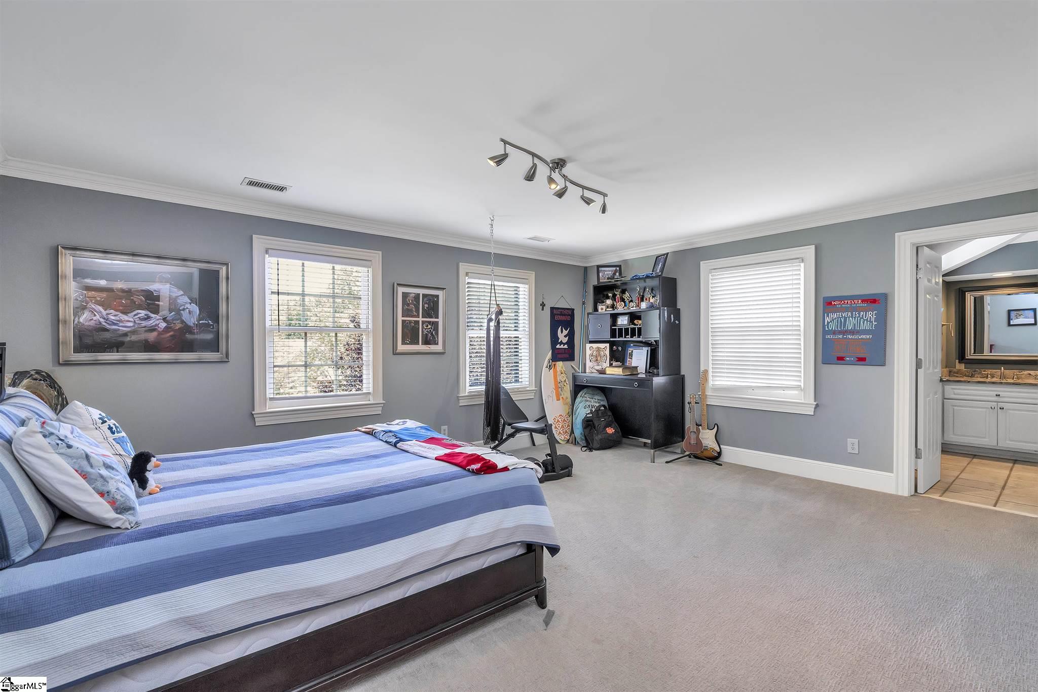 11 Collins Creek Road Greenville, SC 29607 - Photo 22 of 36