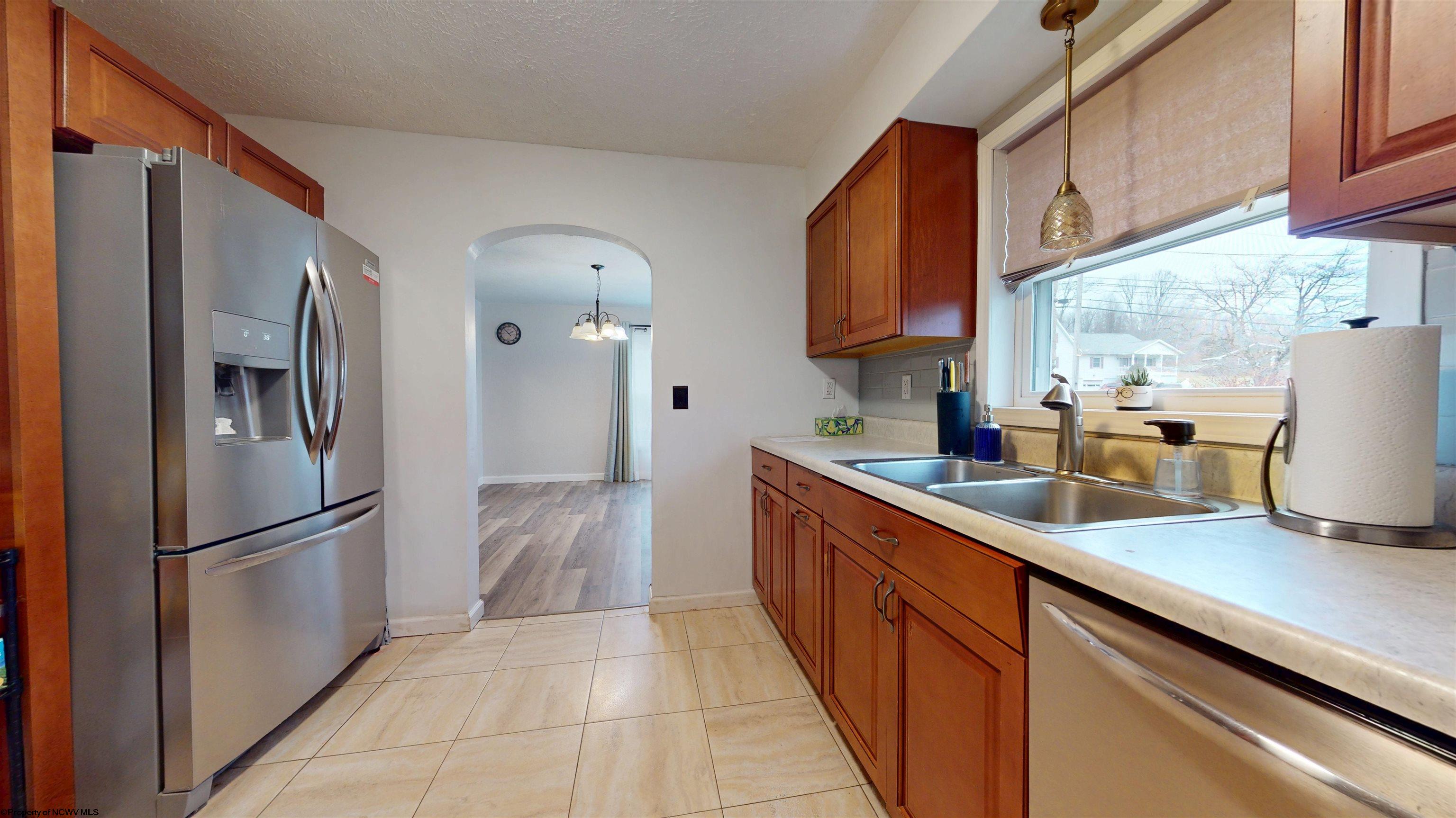1819 Pleasant Valley Road Fairmont, WV 26554 - Photo 14 of 32 Gallery Image 14