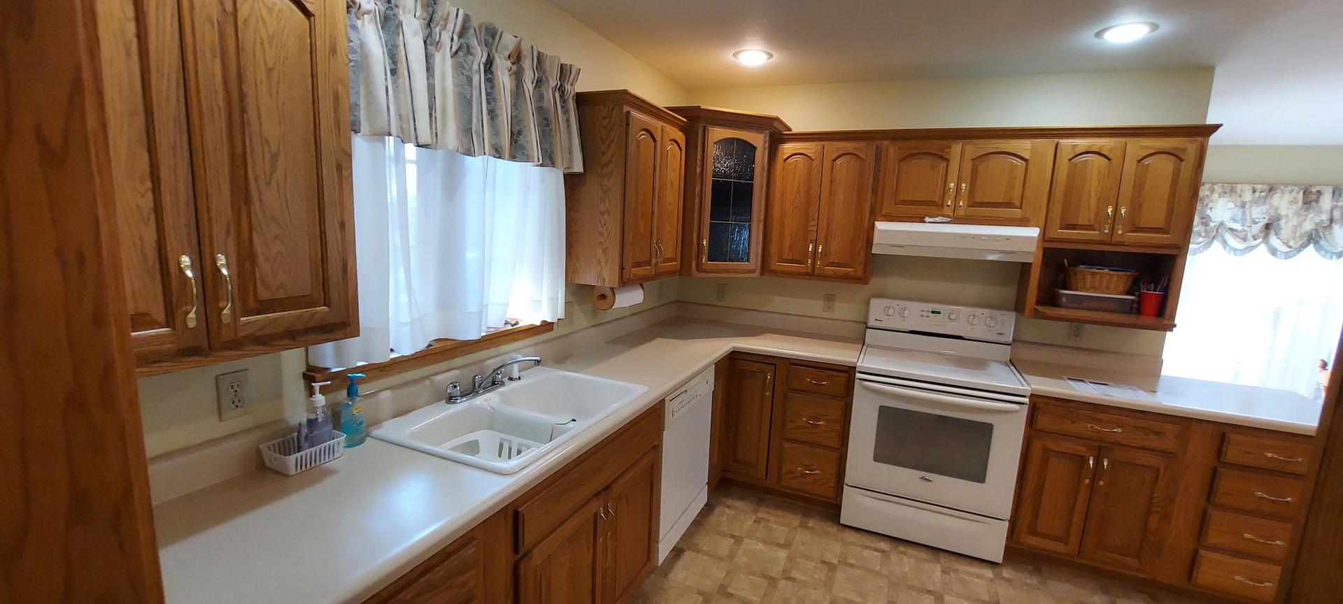 36 Highway 17 New Windsor, IL 61465 - Photo 9 of 33