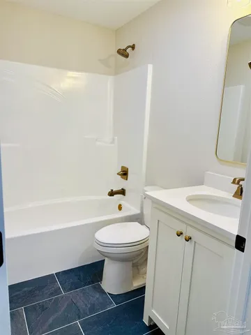 $349,998 | 7933 Twin Lake Drive, Milton, FL 32583