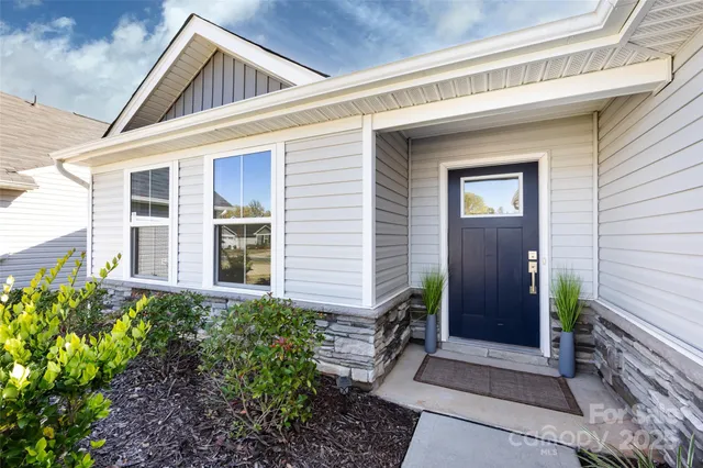a view of a house with patio