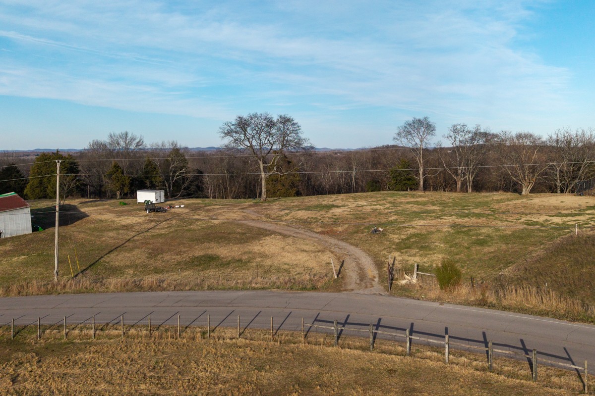 4900 Manners Road Lebanon, TN 37087 - Photo 8 of 21 a view of a basketball court
