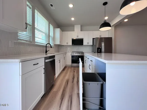 $2,025 | 163 Siebold Street, Unit 458, Garner, NC 27529