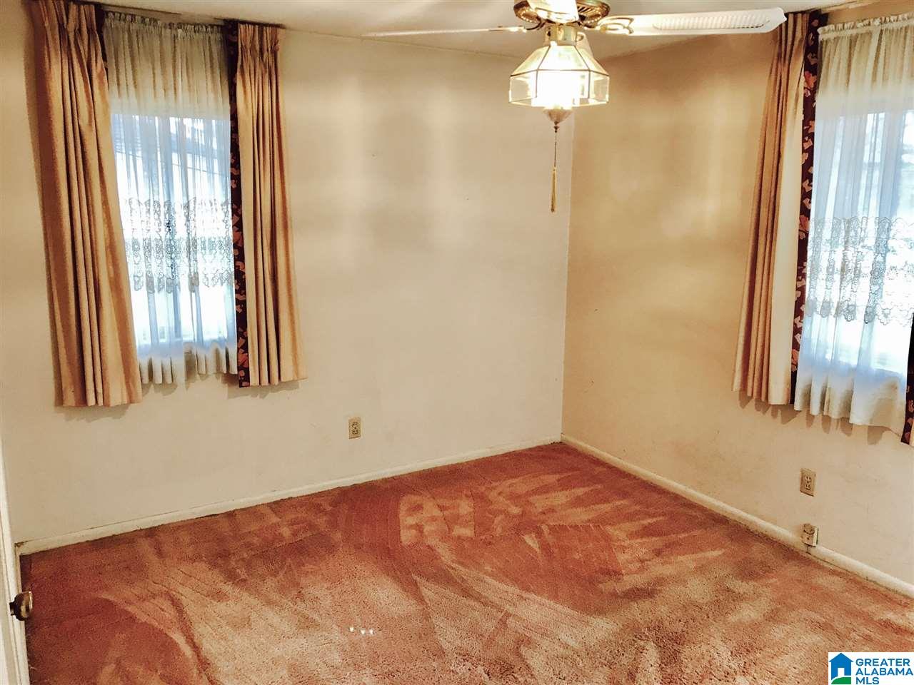 9 11th Avenue Southwest Birmingham, AL 35211 - Photo 11 of 17