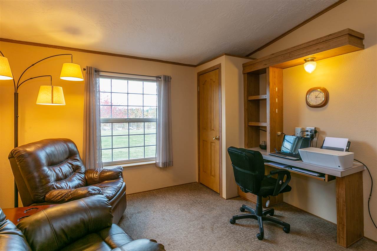 22011 North Chronicle Lane Colbert, WA 99005 - Photo 13 of 20 Gallery Image 13