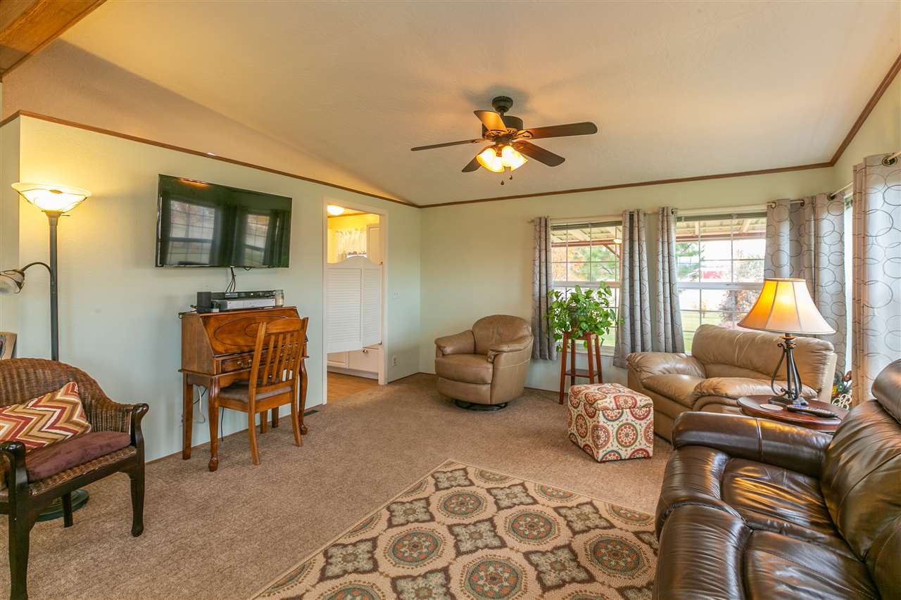 22011 North Chronicle Lane Colbert, WA 99005 - Photo 6 of 20 Gallery Image 6