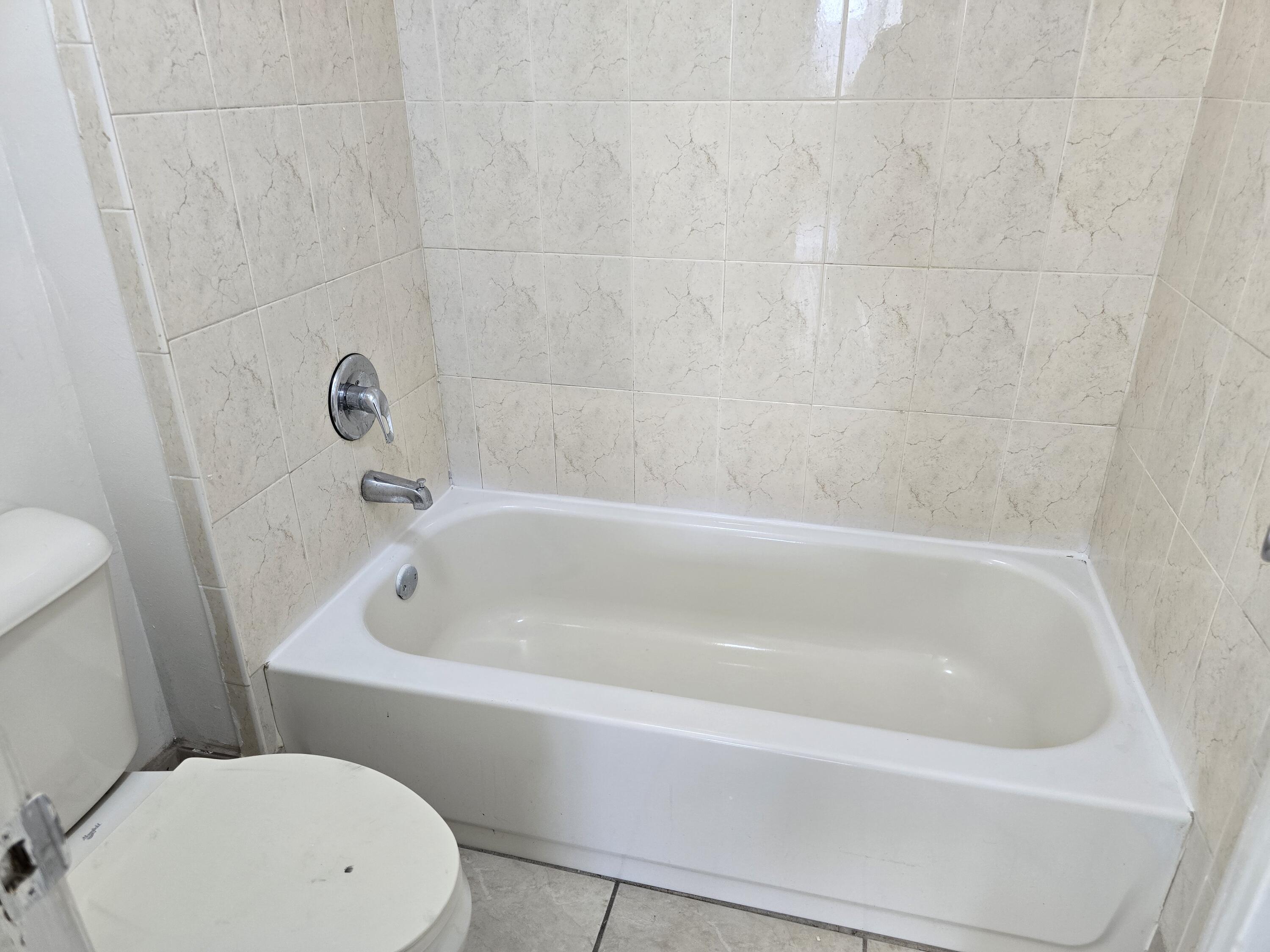 711 North Pine Island Road, Unit 213 Plantation, FL 33324 - Photo 17 of 18 20260502_123022