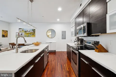 $550,000 | 2000 Kimball Street, Unit B4, Philadelphia, PA 19146