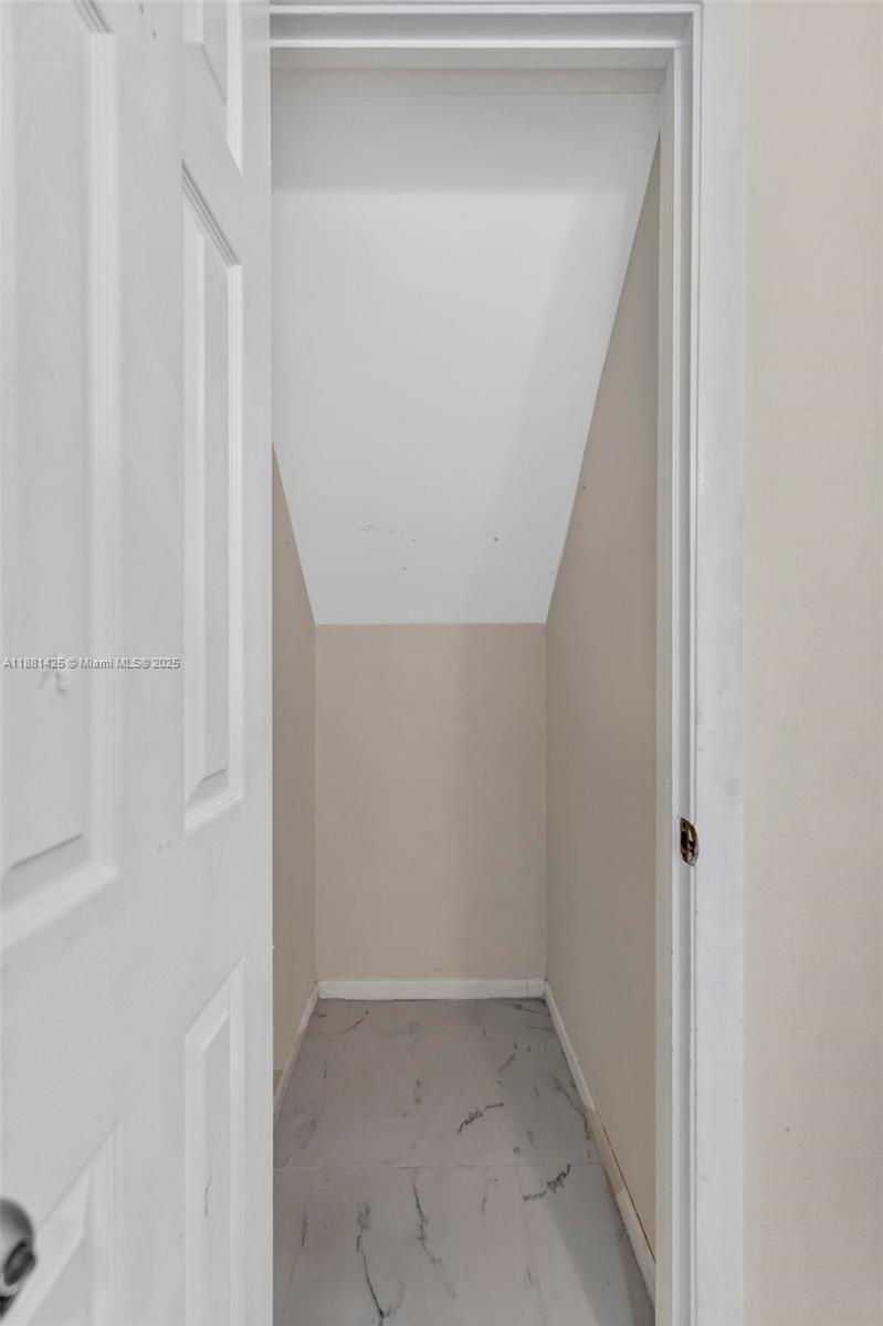 5119 Oak Hill Road Delray Beach, FL 33484 - Photo 35 of 48 a view of entryway