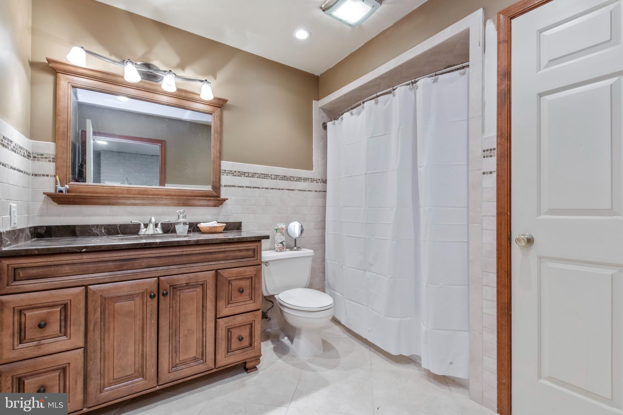4876 Vera Cruz Road Center Valley, PA 18034 - Photo 18 of 29 Gallery Image 18