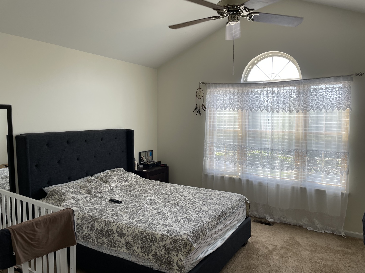 Undisclosed Address Hoffman Estates, IL 60169 - Photo 10 of 15 a bedroom with a bed and a window