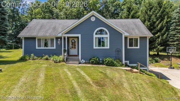 $289,900 | 2630 Julie Drive, Columbiaville, MI 48421