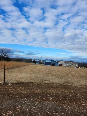 $6,500 | 13 Newberry Drive, Linn Valley, KS 66040