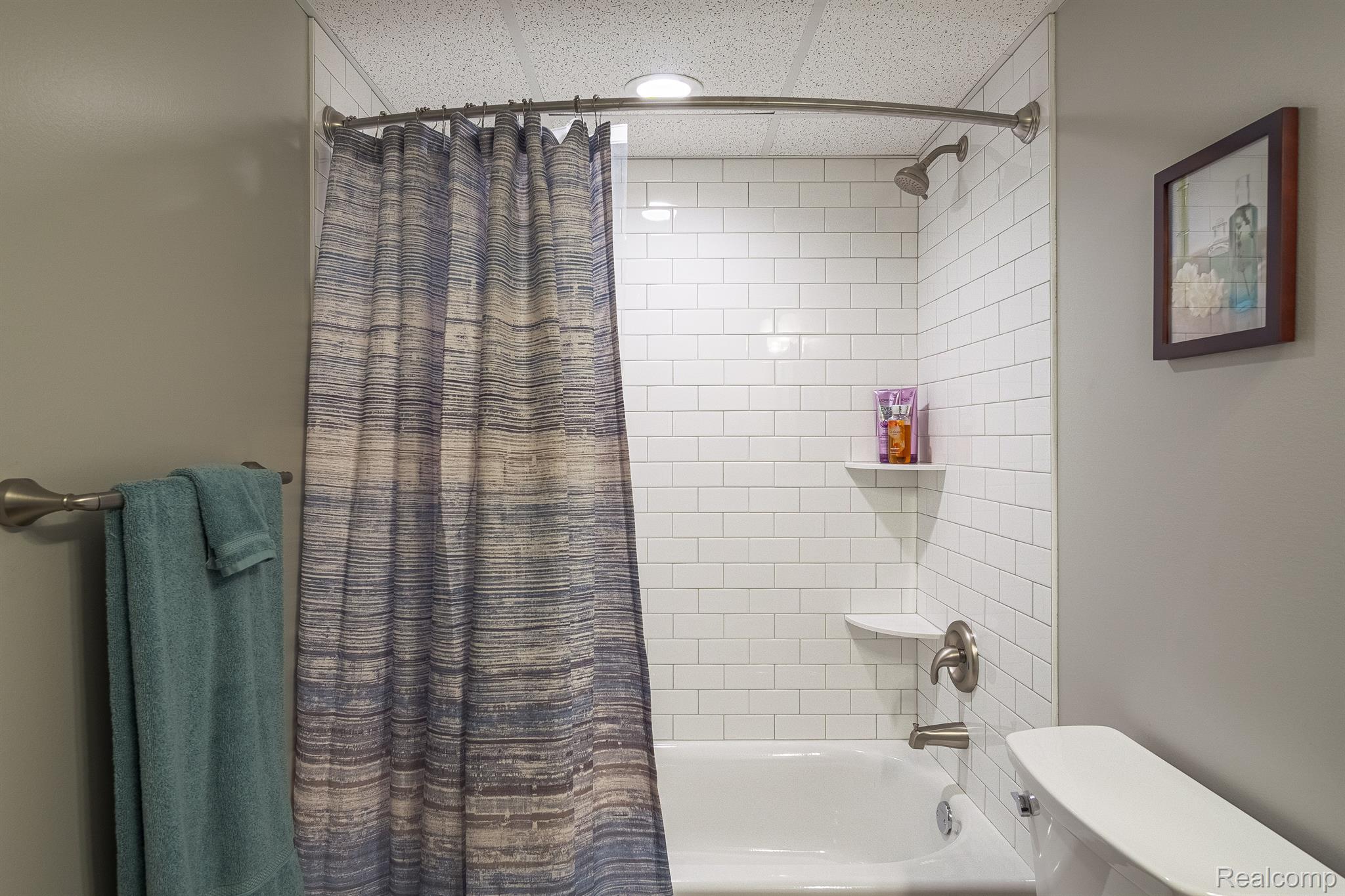 2125 Lagoon Drive Rochester, MI 48309 - Photo 58 of 59 Gallery Image 58