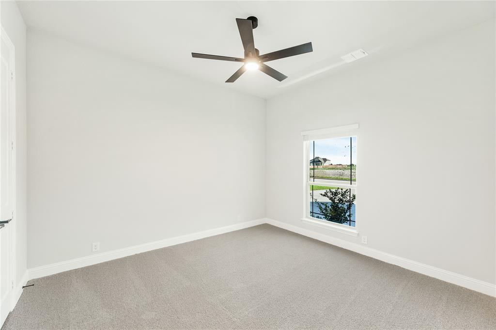 307 Spring Circle Red Oak, TX 75154 - Photo 28 of 34