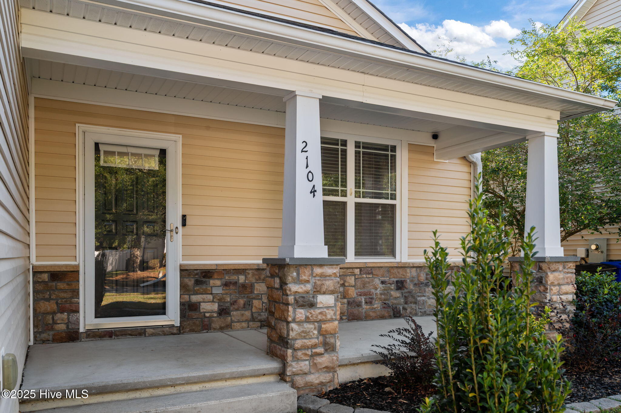 2104 Tulls Cove Road Winterville, NC 28590 - Photo 3 of 48 1000060719