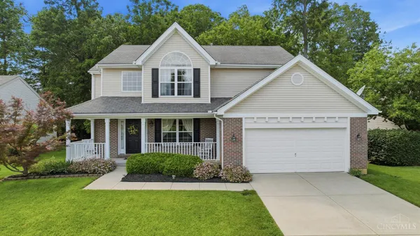 $425,000 | 8777 Woolstone Court, Maineville, OH 45039