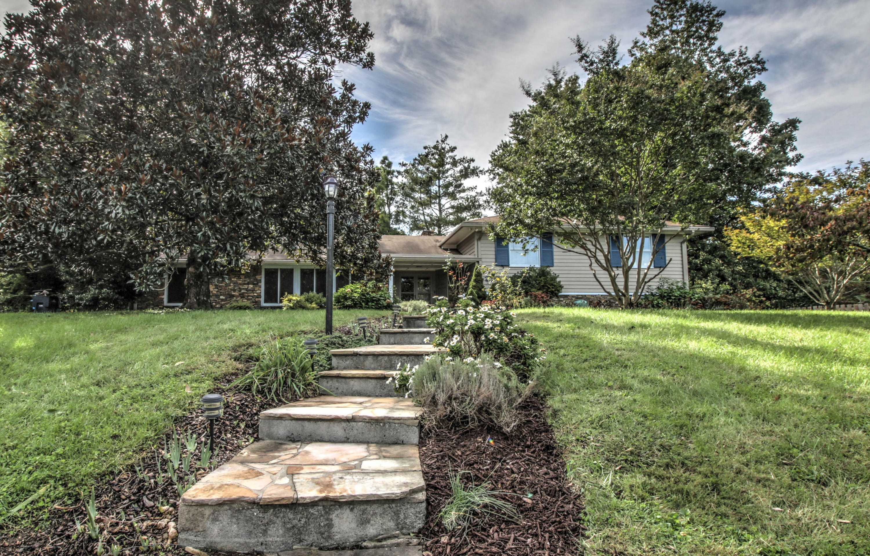 2517 Mt Vernon Road Southwest Roanoke, VA 24015 - Photo 1 of 46 IMG_0355_56_57_58_59_60_61