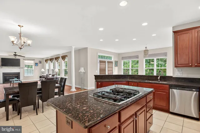 $849,900 | 812 Birch Run Terrace, Unit 8, Severna Park, MD 21146