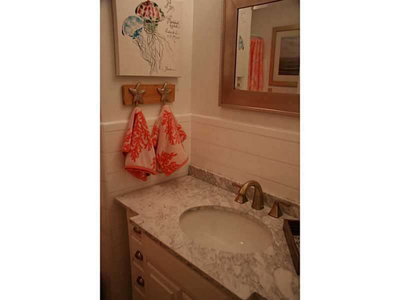 6126 Hogan Creek Road Margate, FL 33063 - Photo 11 of 14 Bathroom.