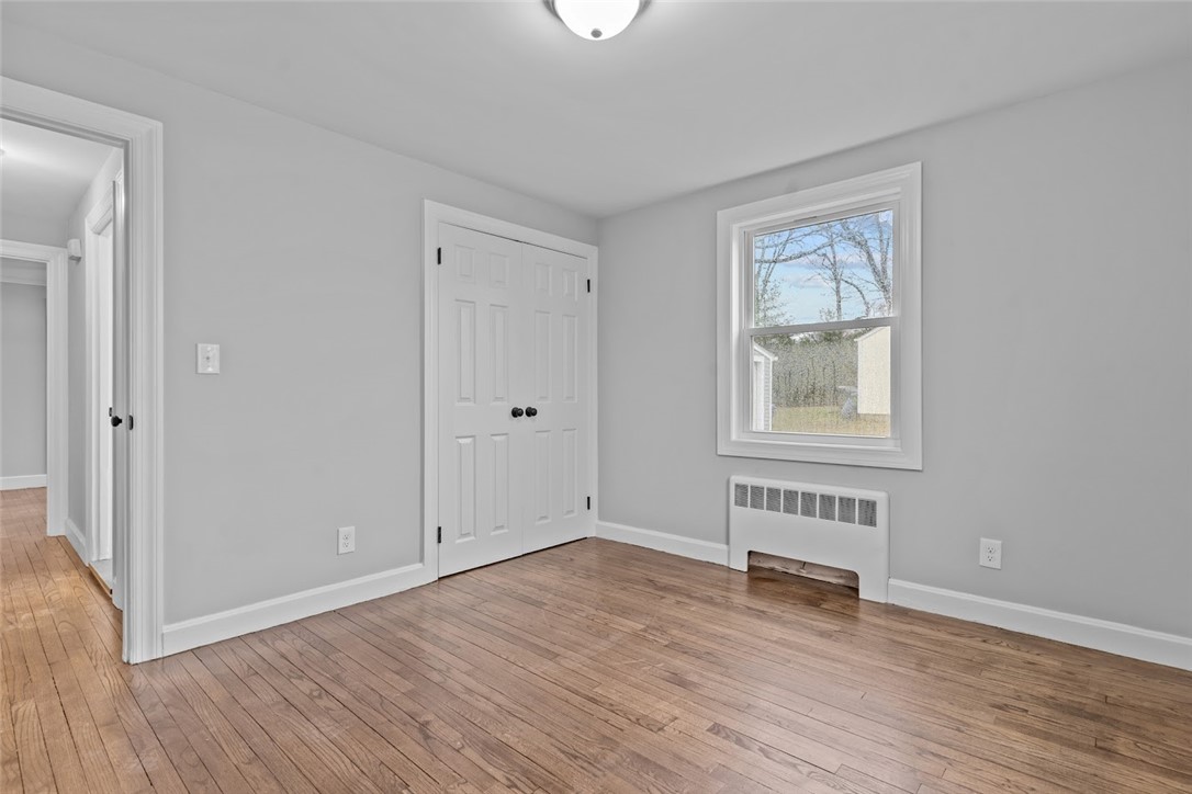 294 Miantonomo Drive Warwick, RI 02888 - Photo 12 of 49