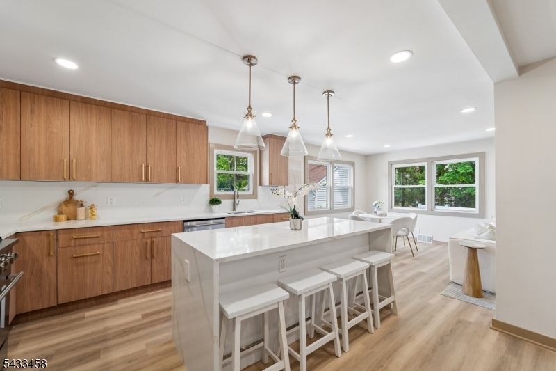 15 Elberta Road Maplewood, NJ 07040 - Photo 8 of 36