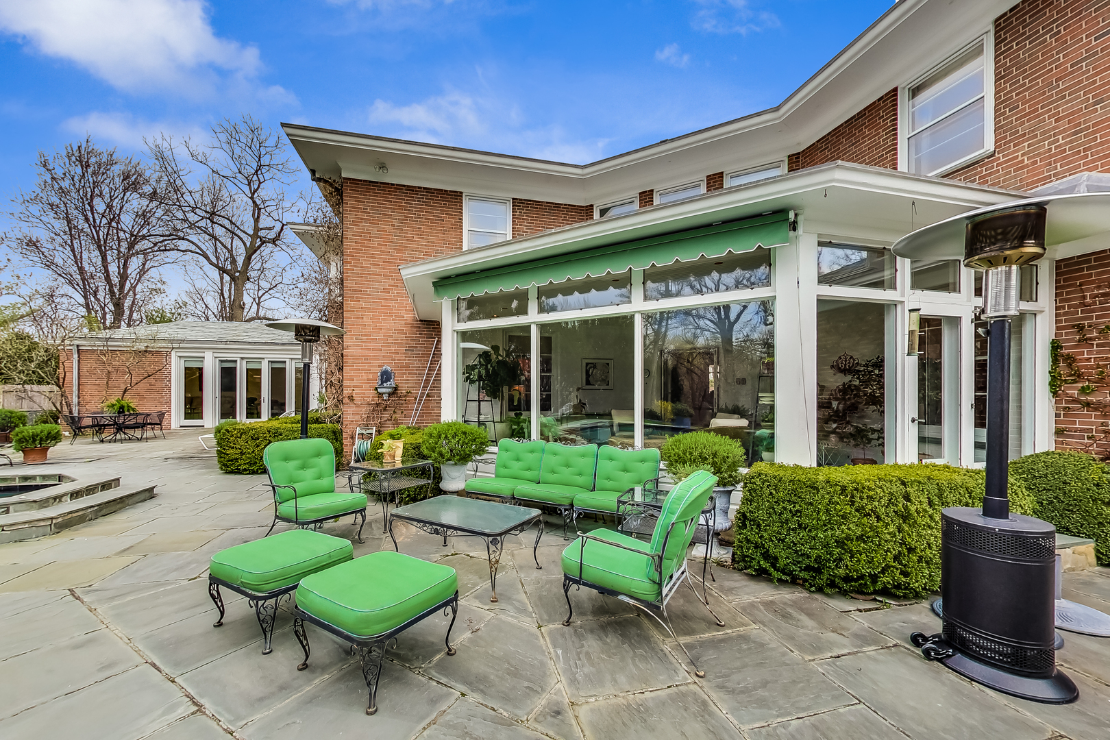 690 North Green Bay Road Lake Forest, IL 60045 - Photo 34 of 49