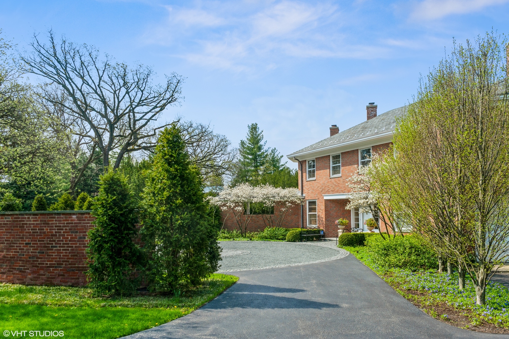 690 North Green Bay Road Lake Forest, IL 60045 - Photo 4 of 49