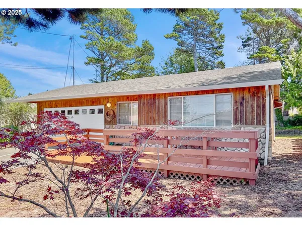 $420,000 | 5450 Hacienda Avenue, Lincoln City, OR 97367