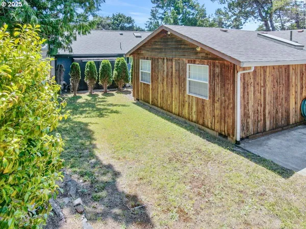 $420,000 | 5450 Hacienda Avenue, Lincoln City, OR 97367