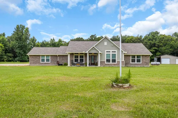 $775,500 | 7816 McDonald Lane, Silsbee, TX 77656