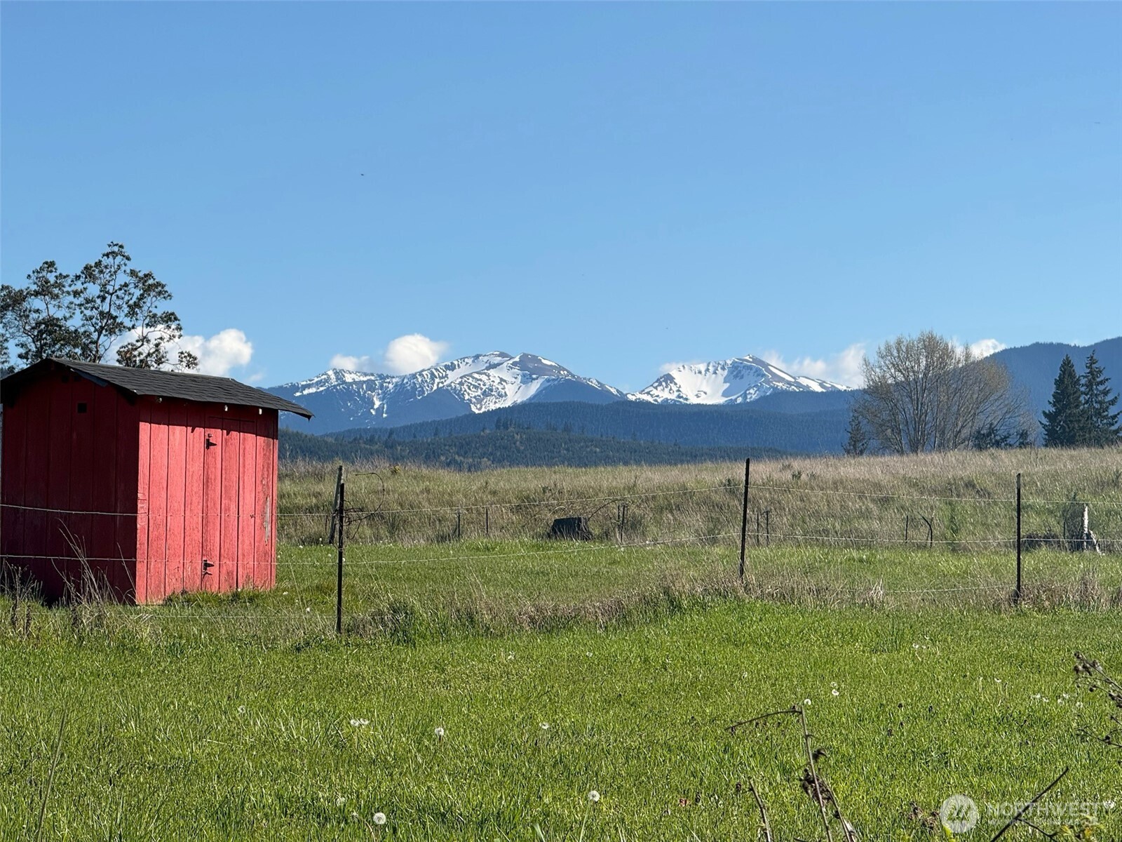 46 Cliff Robinson Lane Sequim, WA 98382 - Photo 2 of 39