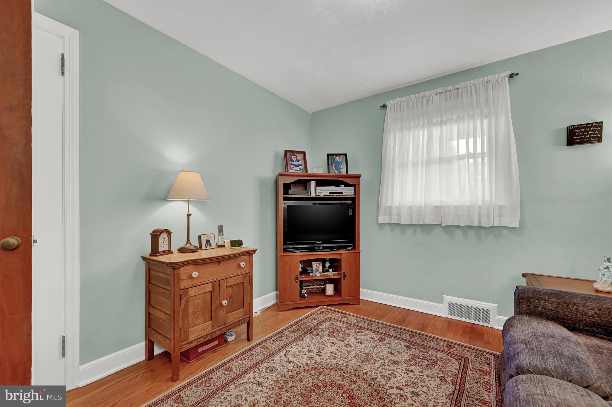 396 Waters Road York, PA 17403 - Photo 26 of 34