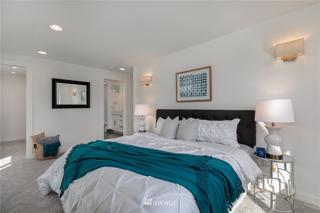 10118 Renton Avenue South Seattle, WA 98178 - Photo 11 of 39 Gallery Image 11