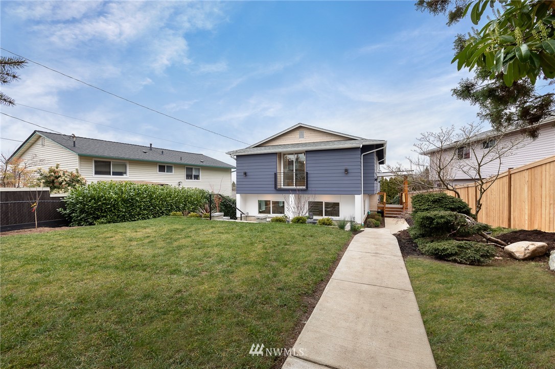 10118 Renton Avenue South Seattle, WA 98178 - Photo 17 of 39 Gallery Image 17