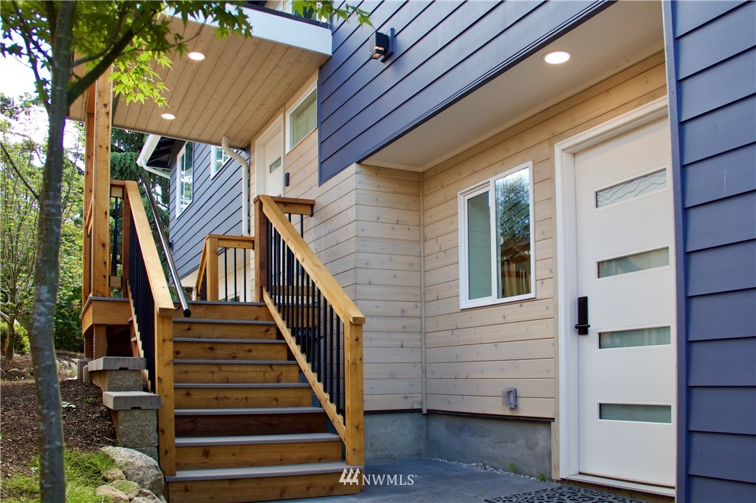 10118 Renton Avenue South Seattle, WA 98178 - Photo 20 of 39 Gallery Image 20