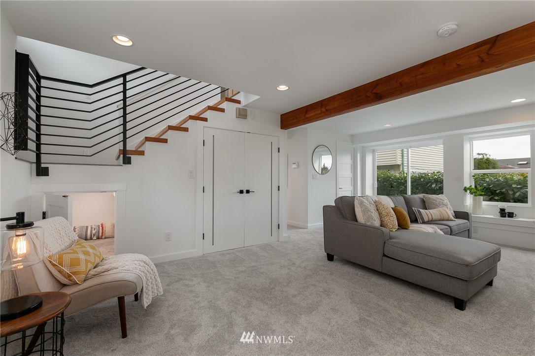 10118 Renton Avenue South Seattle, WA 98178 - Photo 26 of 39 Gallery Image 26