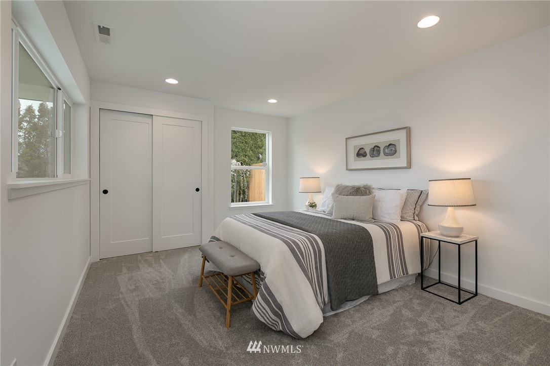 10118 Renton Avenue South Seattle, WA 98178 - Photo 29 of 39 Gallery Image 29