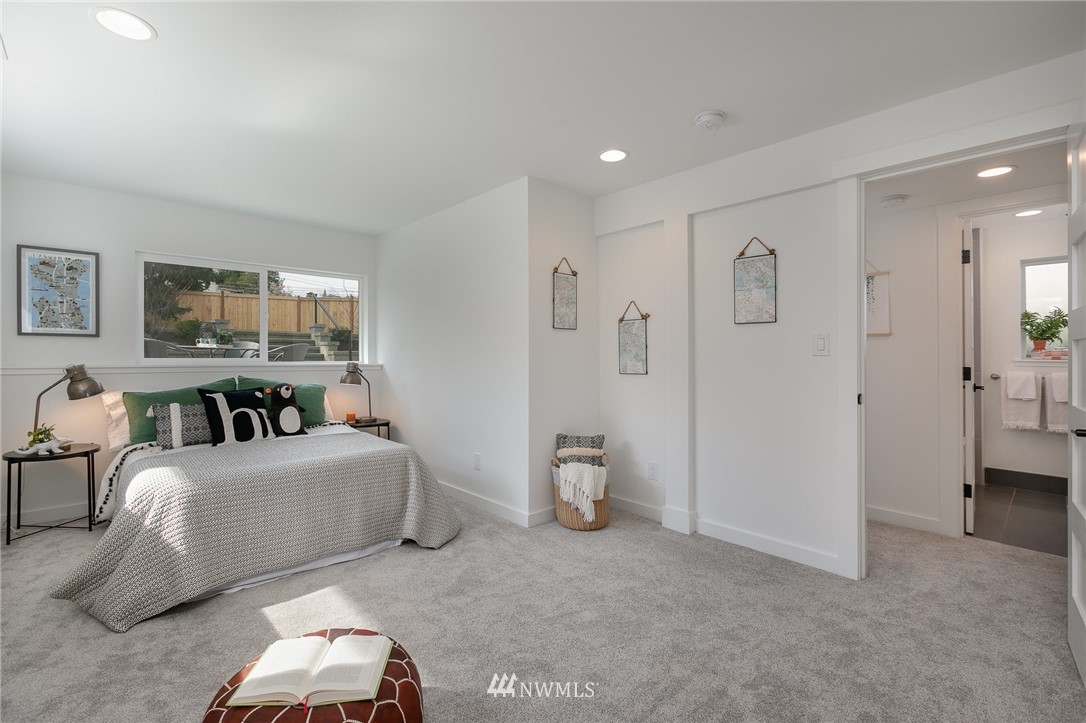 10118 Renton Avenue South Seattle, WA 98178 - Photo 31 of 39 Gallery Image 31