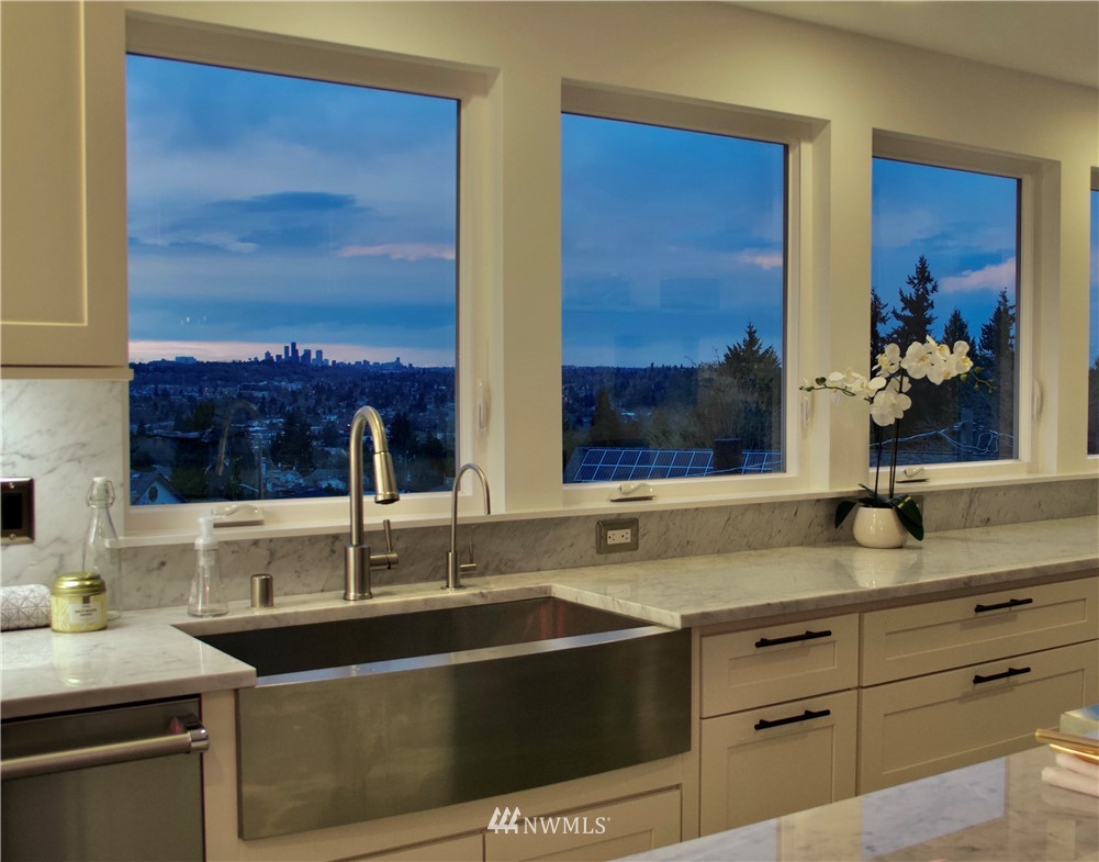 10118 Renton Avenue South Seattle, WA 98178 - Photo 36 of 39 Gallery Image 36