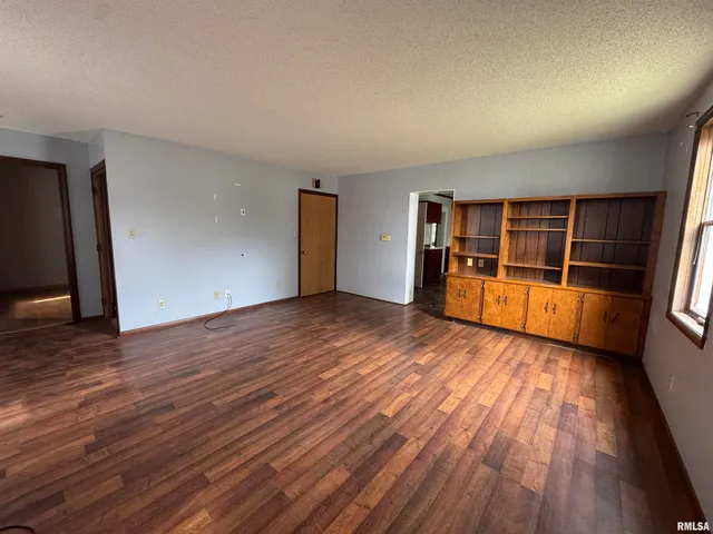 $25,000 | 517 12th Avenue, Fulton, IL 61252